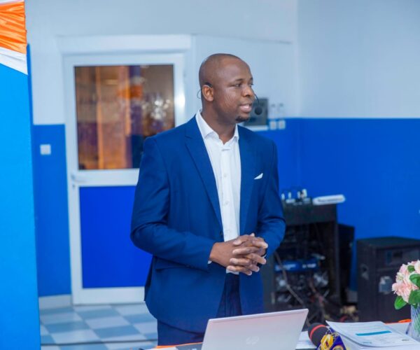 La paix avant , pendant et après les élections de 2026: une préoccupation de Dr Amine Alassane.