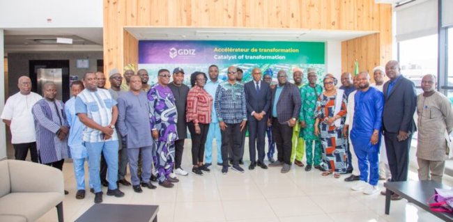 Les 77 maires du Bénin en visite à la GDIZ