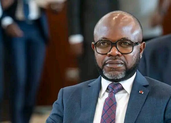 Bénin: le président du CES sur le terrain.