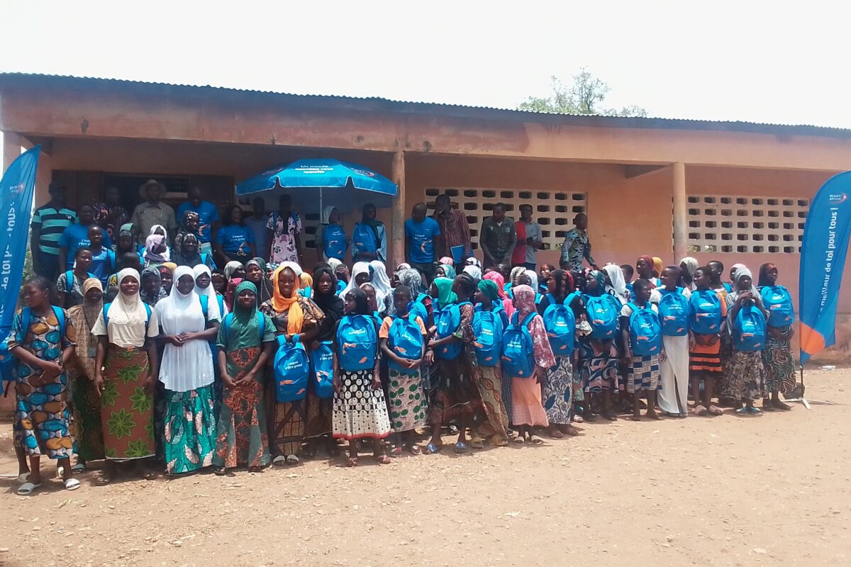 Excellence des filles en milieu scolaire: la fondation Moov Africa et African Parcs en mode encouragement