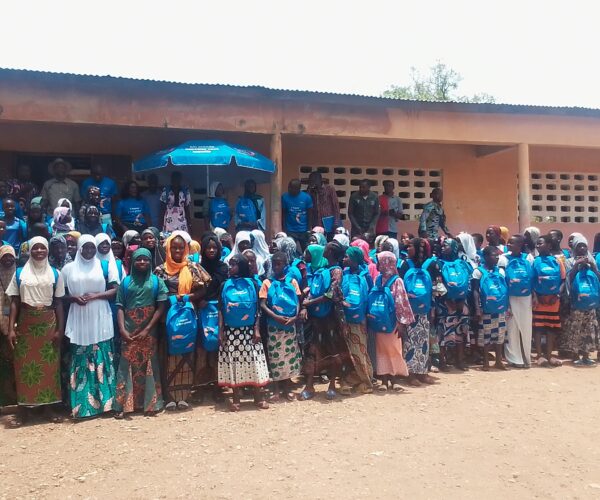 Excellence des filles en milieu scolaire: la fondation Moov Africa et African Parcs en mode encouragement