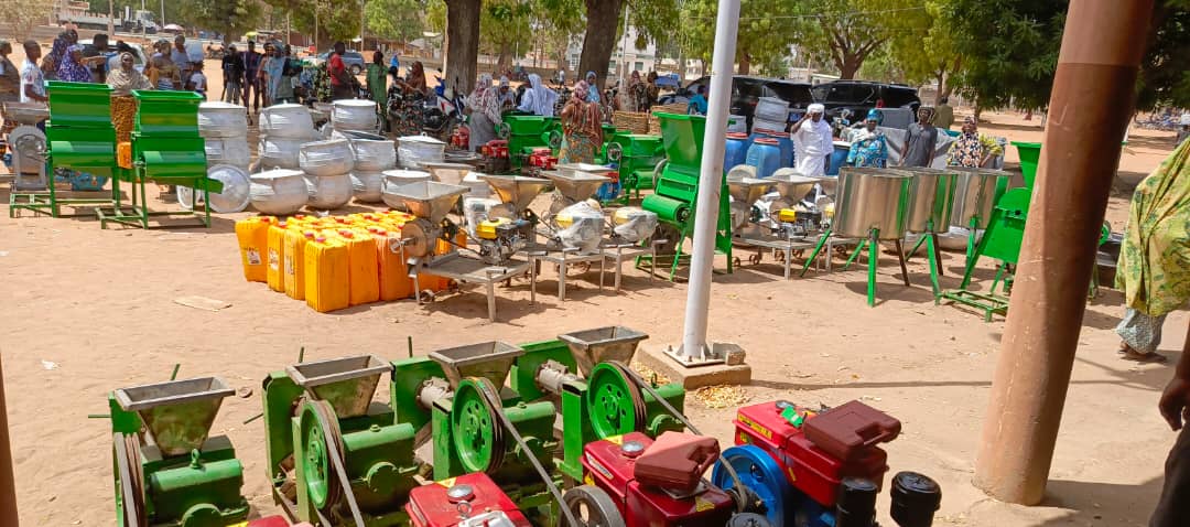 Filière soja, karité, arachide et lait: la mairie de Kandi équipe des groupements de femmes