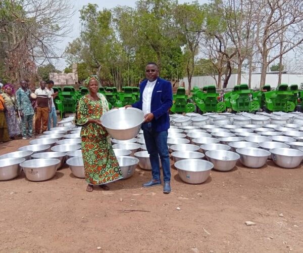 Transformation agroalimentaire: la mairie de Banikoara équipe des groupements féminins