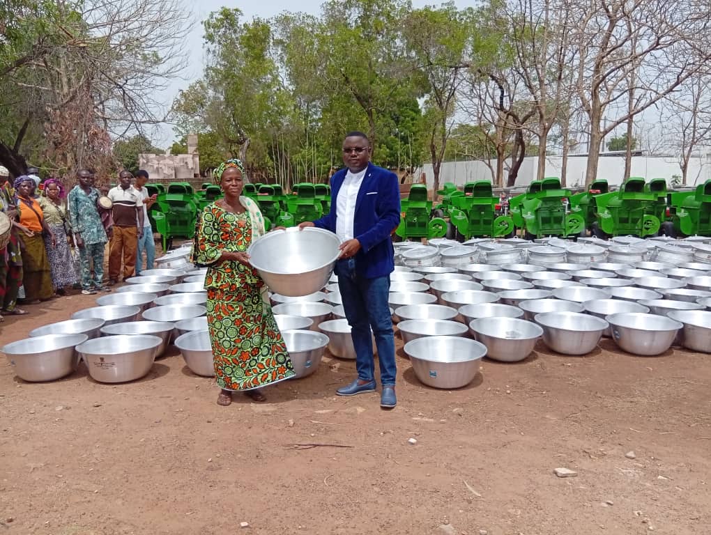 Transformation agroalimentaire: la mairie de Banikoara équipe des groupements féminins