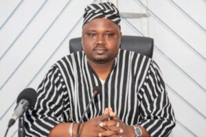 Le porte parole du gouvernement au contact de la population de l’Alibori : le maire de Banikoara s’implique pour sa réussite