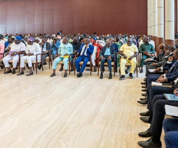 Face à Patrice Talon: les 77 maires du Bénin reconnaissant formulent des attentes