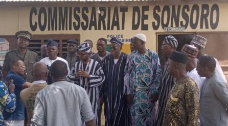 Kandi: le Président du CES en visite au commissariat de Sonsoro