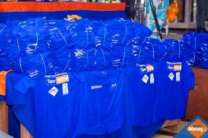 Moov Africa Bénin et Moov Money Offrent des Chemises aux Zémidjans de Bohicon