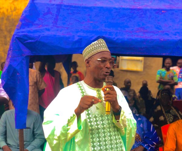 René Bagoudou invite les jeunes à s’inscrire sur la plateforme e-learning de la CENA