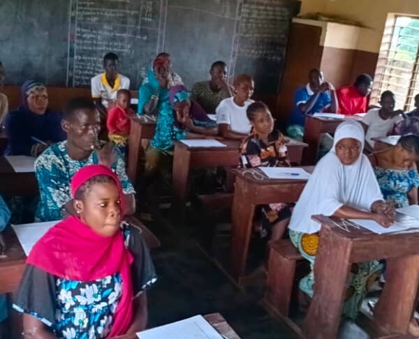 Apprendre le Baatonum avec “Su bɛsɛn barum gere deedee”